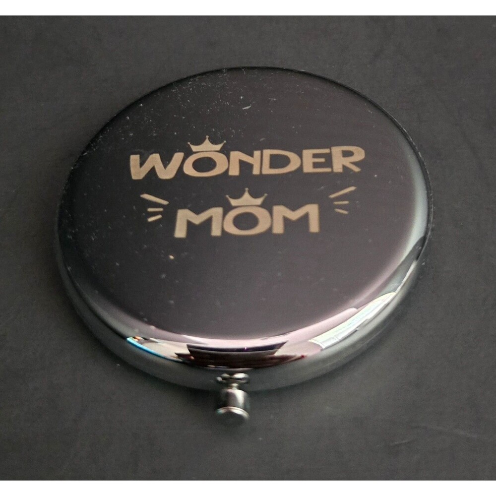 Compact  Mirror    " Wonder Mom"